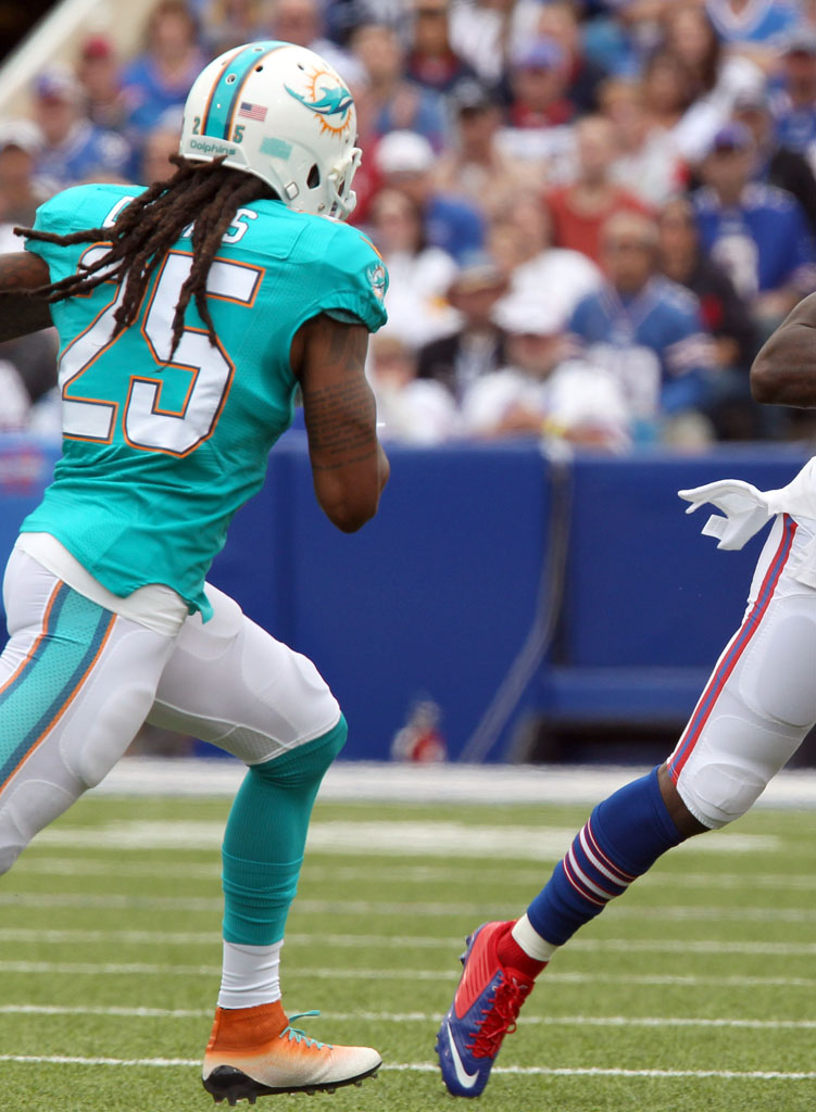 Louis Delmas wearing Nike Magista Dolphins by Soles by Sir (2)