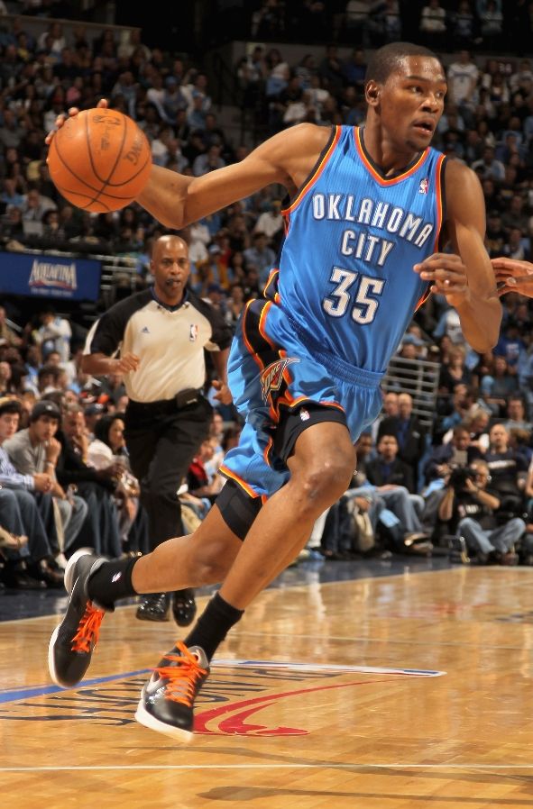 Kevin Durant wearing the Nike Zoom KD III