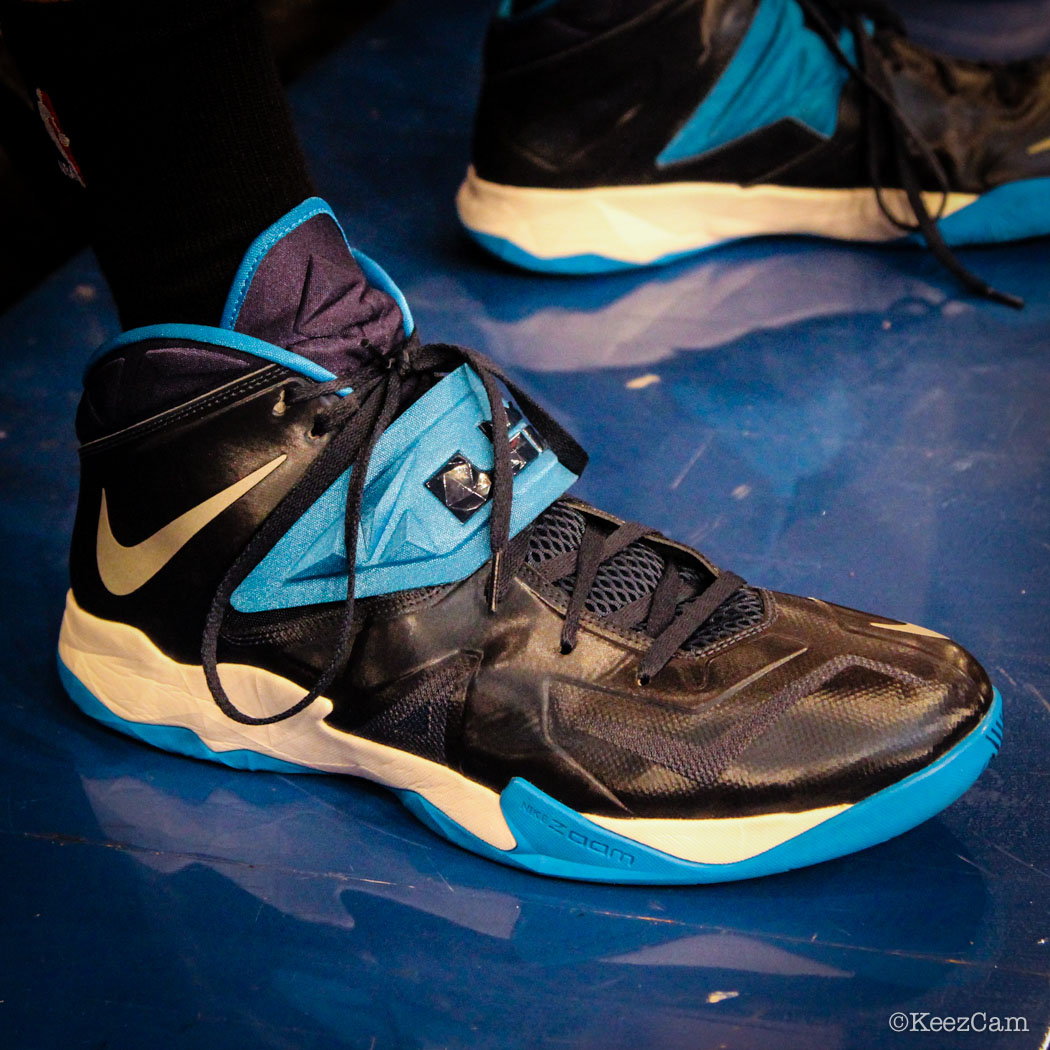 Sole Watch // Up Close At MSG for Knicks vs Grizzlies - Kosta Koufos wearing Nike Zoom Soldier 7