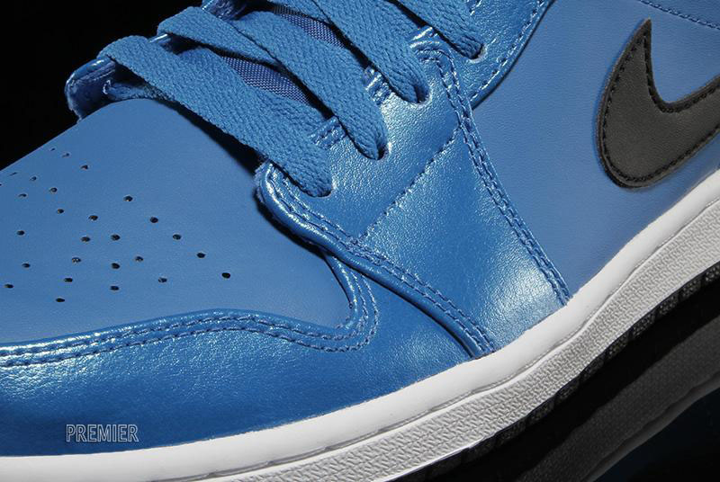 Air Jordan 1 Mid 'Sport Blue' | Sole Collector