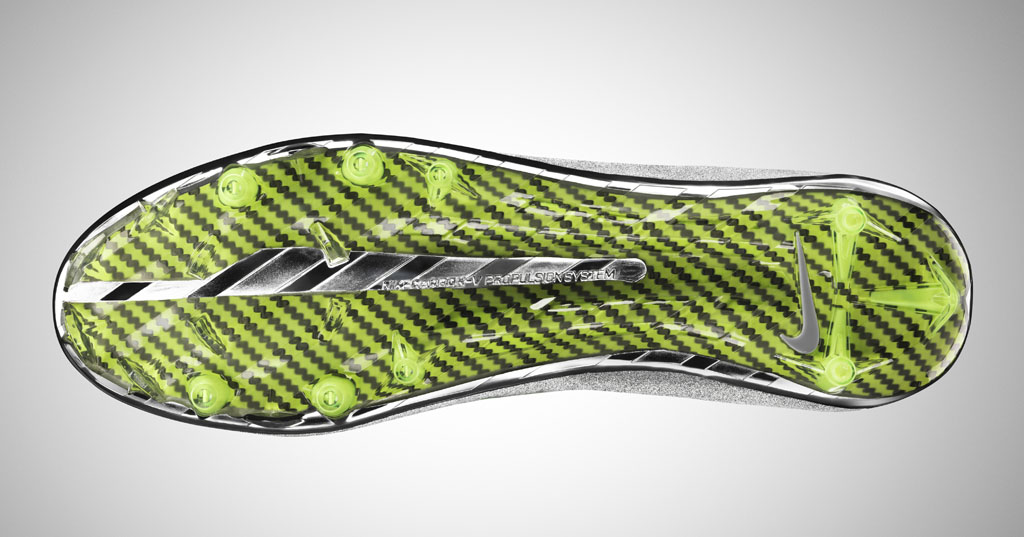 Nike Vapor Ultimate Flyknit Cleat Silver 3M (4)