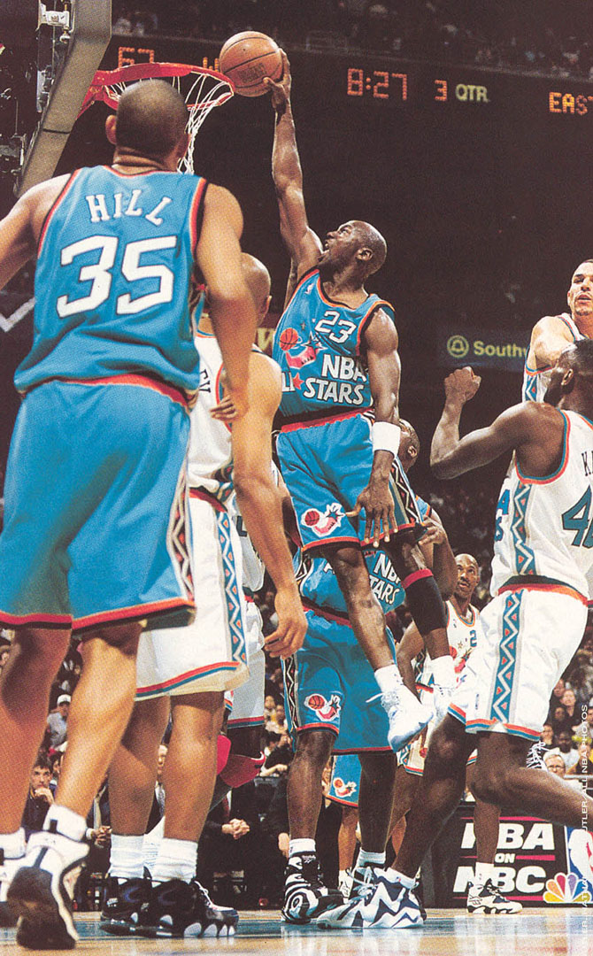 Michael Jordan wearing 'Columbia' Air Jordan XI 11 in the 1996 All-Star Game (3)