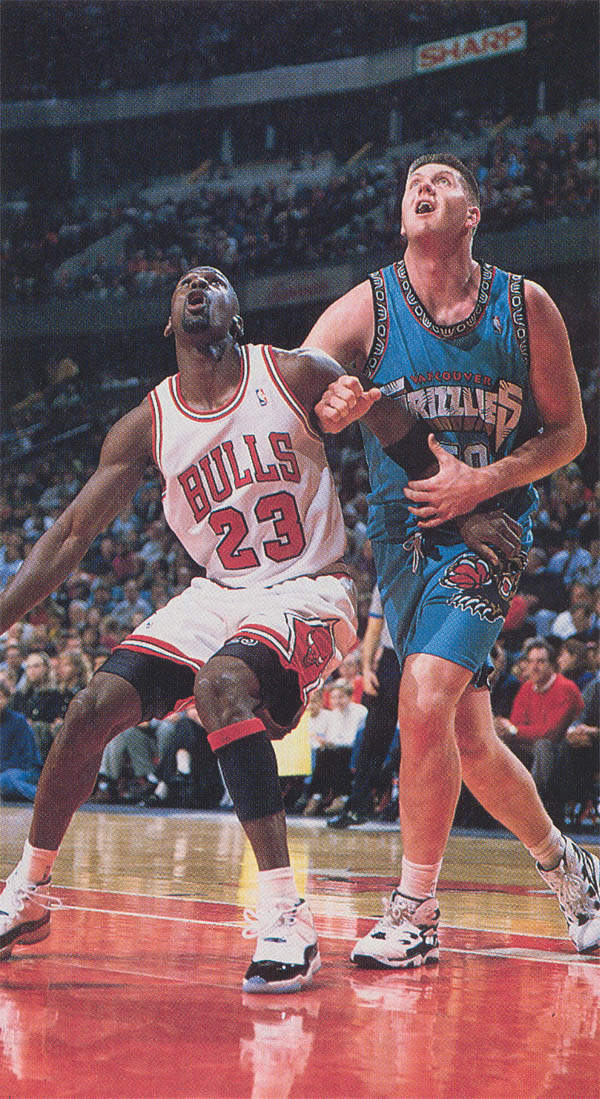 Michael Jordan wearing Air Jordan XI 11 Concord (35)