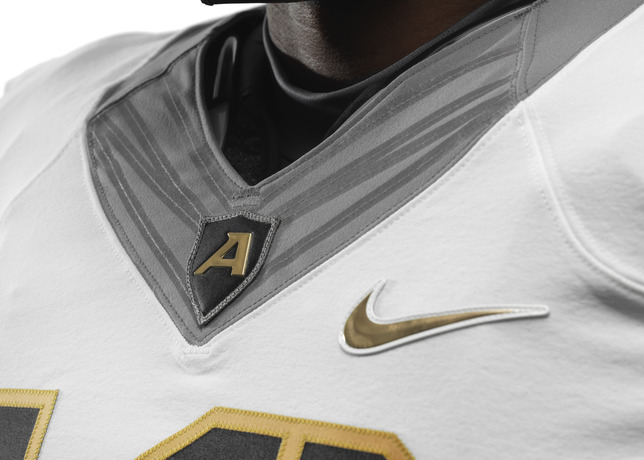 114th Army Nike Uniform Flywire collar