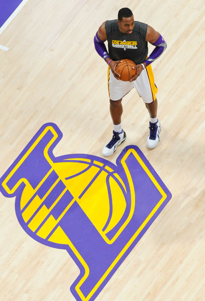 Dwight Howard wearing adidas adiPower Howard Lakers Home (2)