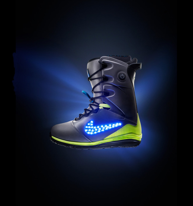 Nike Snowboarding LunarENDOR QS LED Boot profile