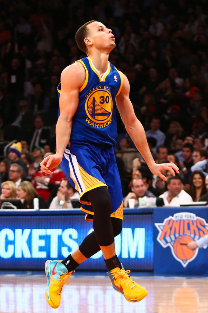 Stephen Curry Scores 54 Points Wearing Nike Zoom Hyperfuse 2012 PE (5)