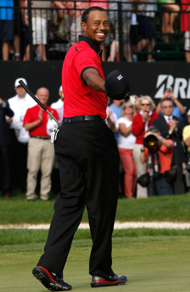 Tiger Woods Wins Bridgestone In Sunday Red, Nike TW '14 (4)