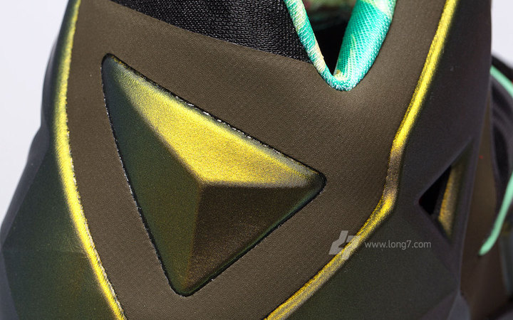 Nike LeBron XI Parachute Gold Release Date 616175-700 (23)