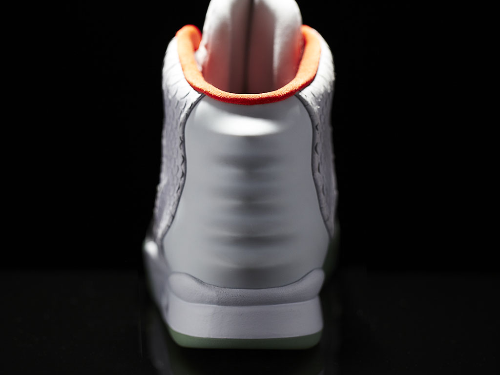 Nike Air Yeezy II Platinum Official Photos (6)