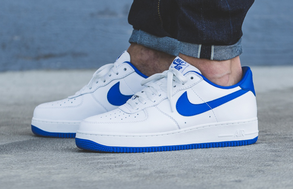 Og Nike Air Force 1 Low White Blue Sole Collector