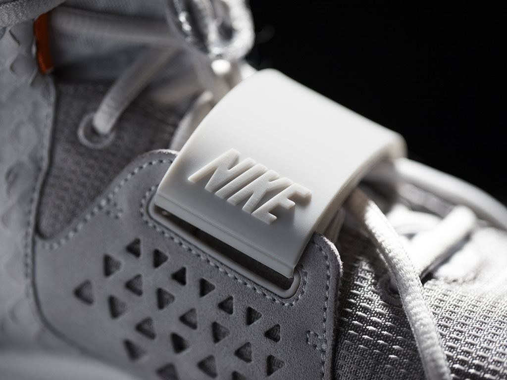 Nike Air Yeezy II Platinum Official Photos (4)