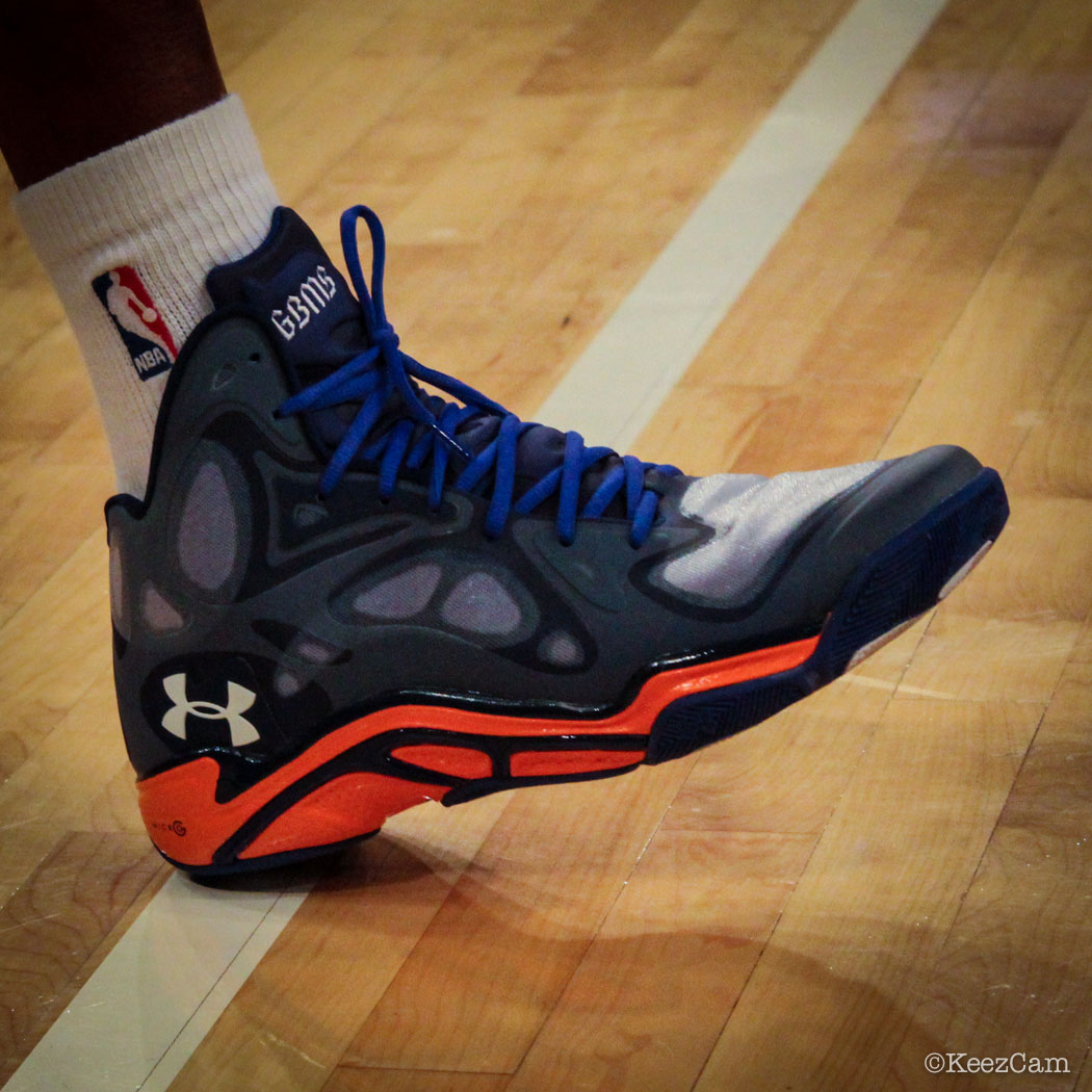 SoleWatch // Up Close At MSG for Pelicans vs Knicks - Raymond Felton wearing Under Armour Anatomix Spawn PE