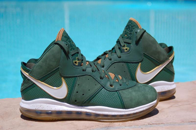 Spotlight // Pickups of the Week 8.4.13 - Nike LeBron 8 SVSM Away by theSYNDICATE