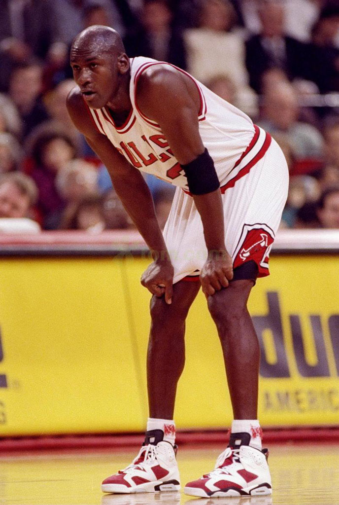 Flashback: Michael Jordan Wearing the 'Carmine' Air Jordan 6 | Sole