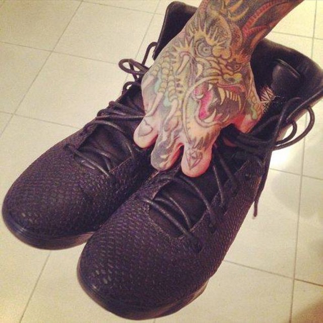 Nike Kobe 9 High EXT Black/Black (2)