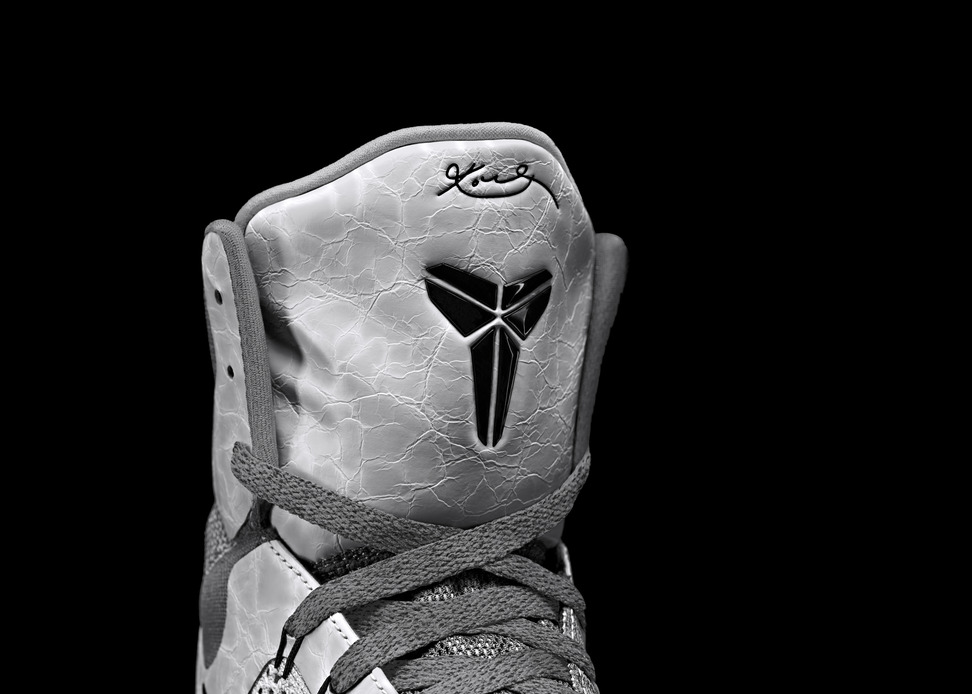 Nike Kobe 9 Elite Perspective Grey Detail tongue