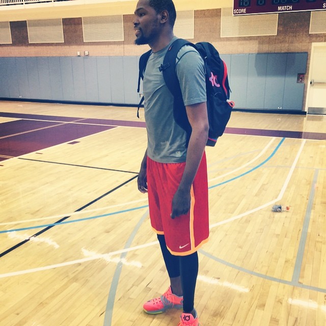 Kevin Durant wearing Nike KD VII 7 35,000 Degrees
