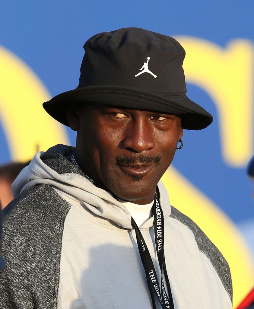  Photos of Michael Jordan Being Cool as Hell at the Ryder Cup Today (1)