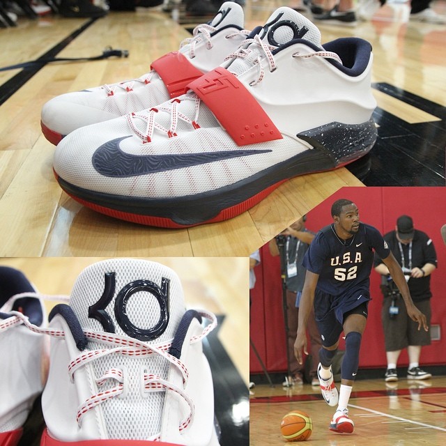 Kevin Durant wearing Nike KD VII 7 USA