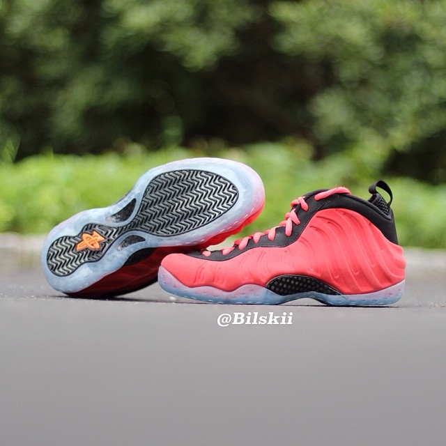 Nike Air Foamposite One Red Suede Sample (1)