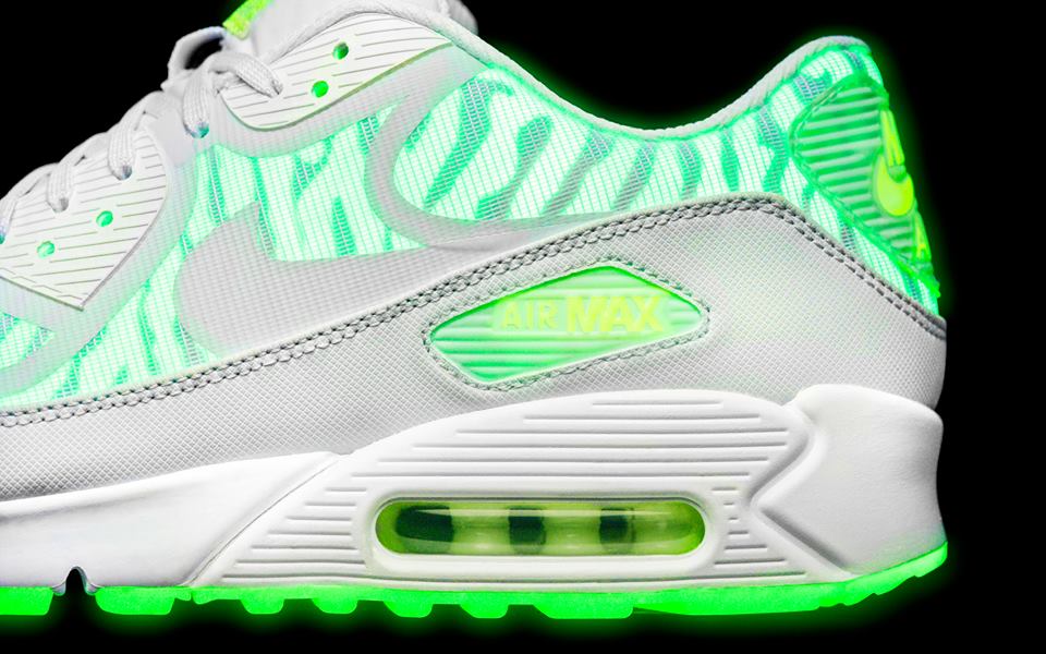 Nike Sportswear Air Max Glow Collection details