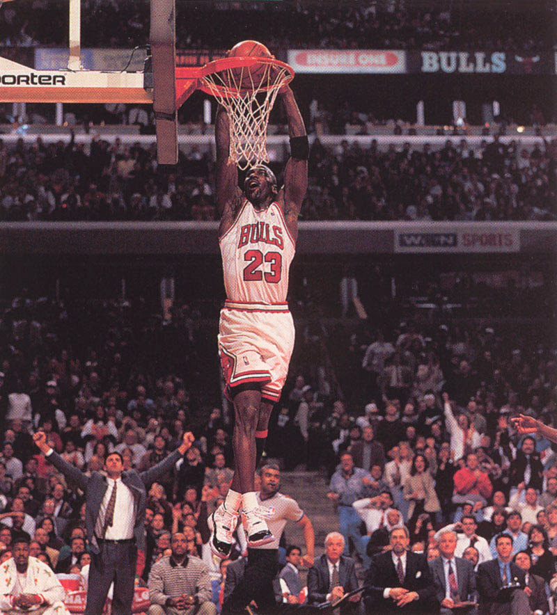 Michael Jordan wearing Air Jordan XI 11 Concord (10)