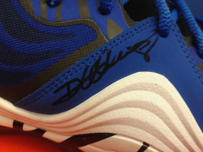 Deron Williams Auctioning Off Signed Nike Penny V For Autism Awareness (4)