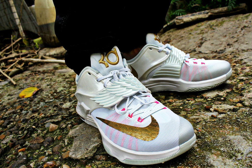 ing_jzm wearing the 'Aunt Pearl' Nike KD VII 7