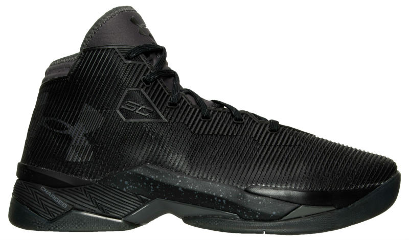 Under Armour Curry 2.5 blackout