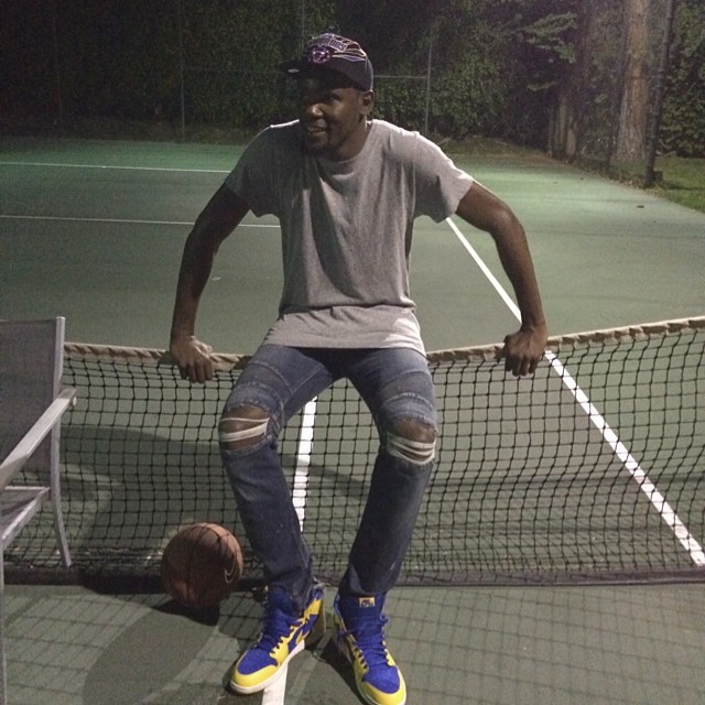 Kevin Durant wearing Air Jordan I 1 Laney