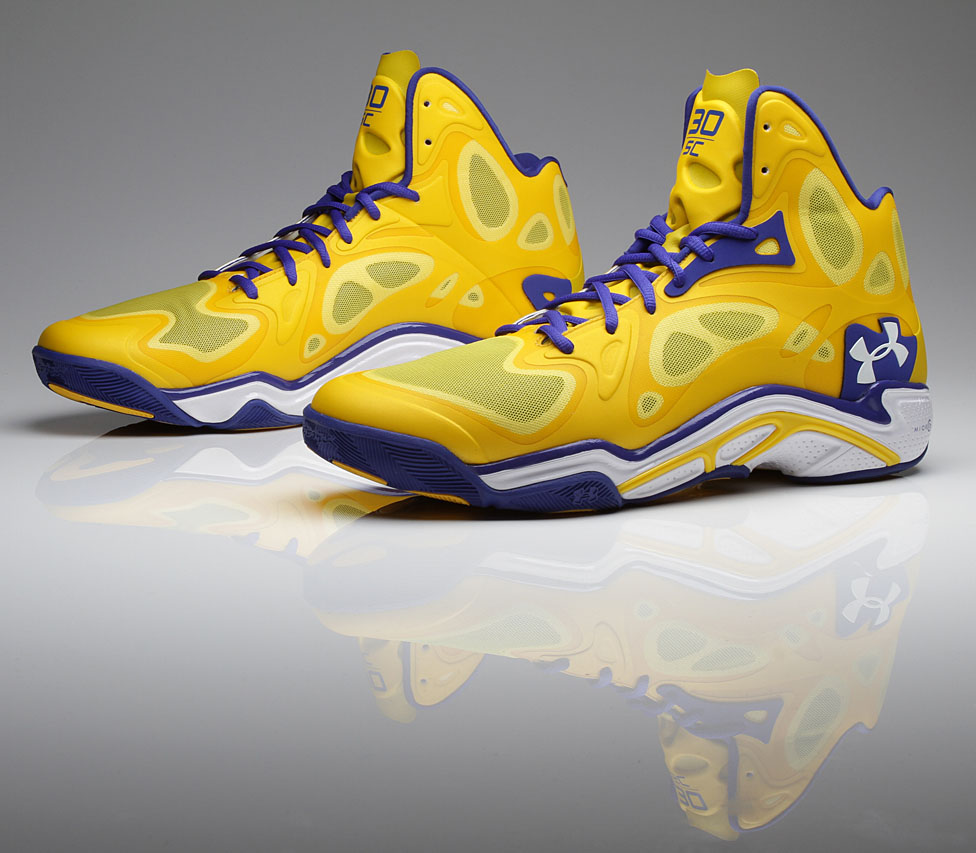 Stephen Curry Under Armour Anatomix Spawn Away PE // Close-Up (2)