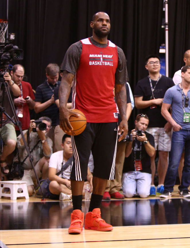 LeBron James wearing Nike Air Yeezy II 2 Red October (12)