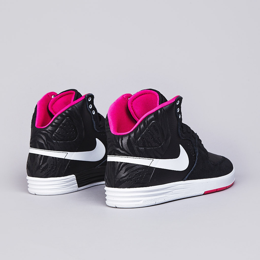 Nike SB PRod 7 High in Black White and Pink Foil heel