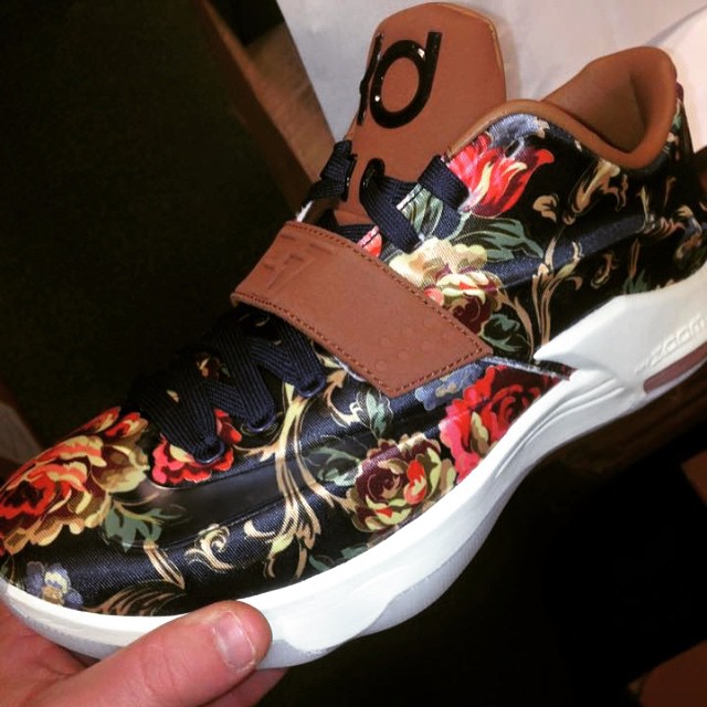 Nike KD VII 7 EXT Floral (2)