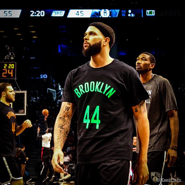 Deron Williams Honors Nets Fan in the 'Volt' Nike Air Penny 5 (5)