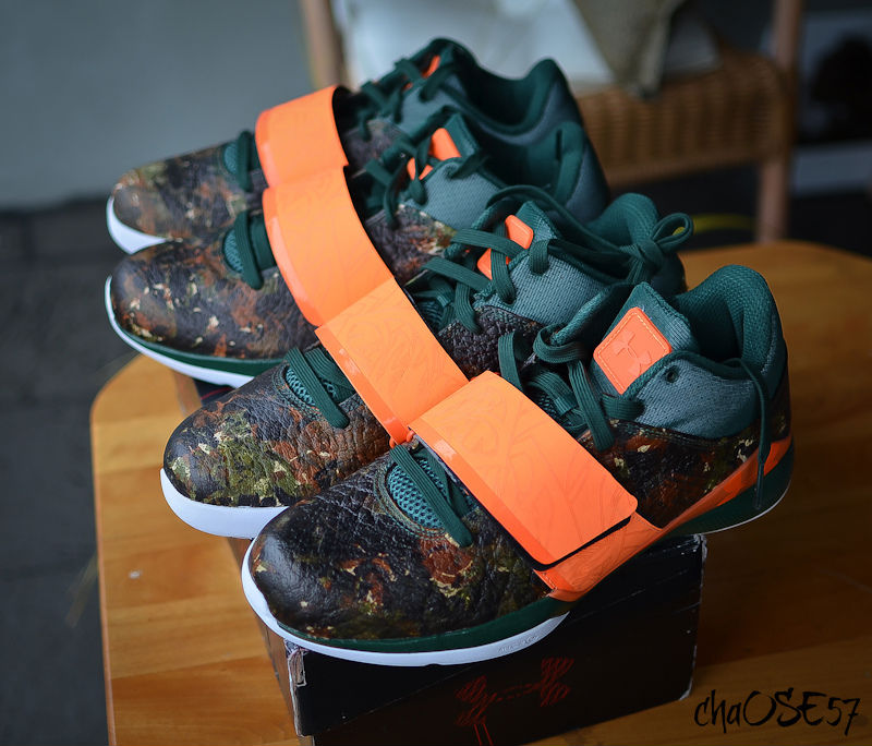 Spotlight // Pickups of the Week 12.1.12 - Under Armour Micro G Bloodline The Hunter by chaose57
