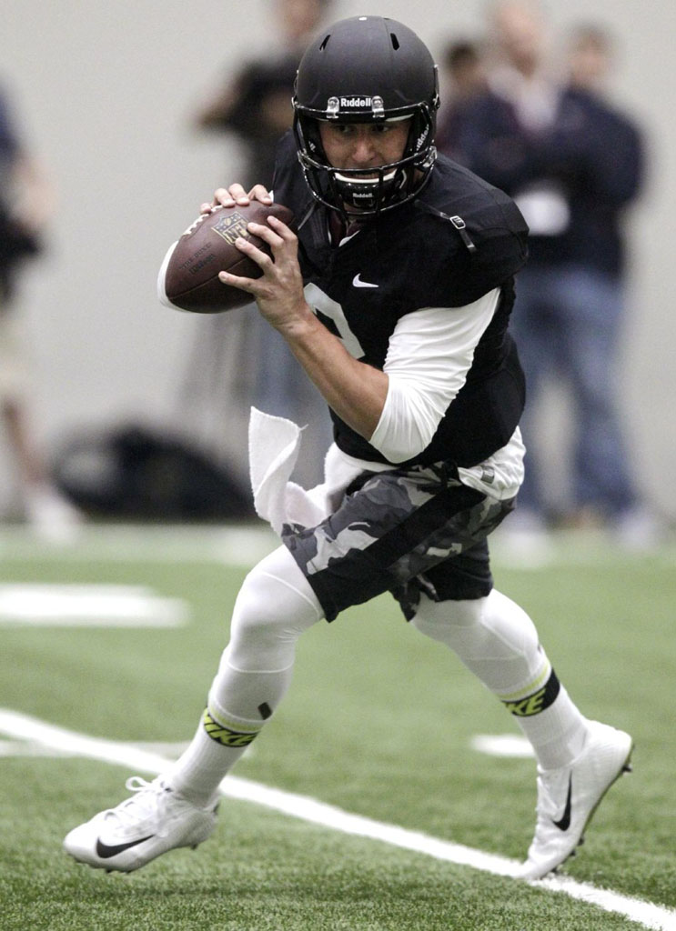 Johnny Football Wears Nike for NFL Pro Day (6)