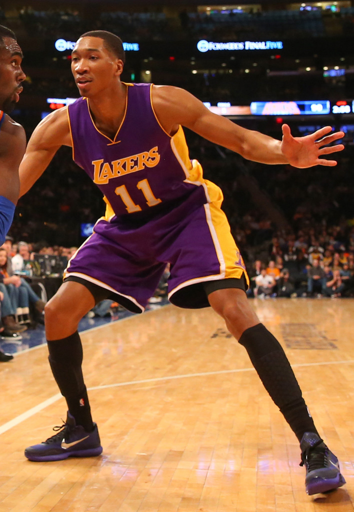 Kobe Bryant wearing Nike Kobe X 10 Purple (2)