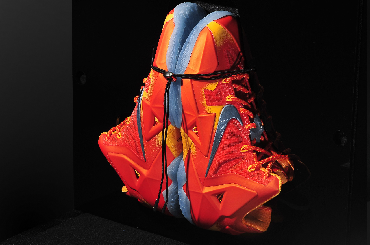 Nike LeBron 11 Forging Iron Special Packaging interior