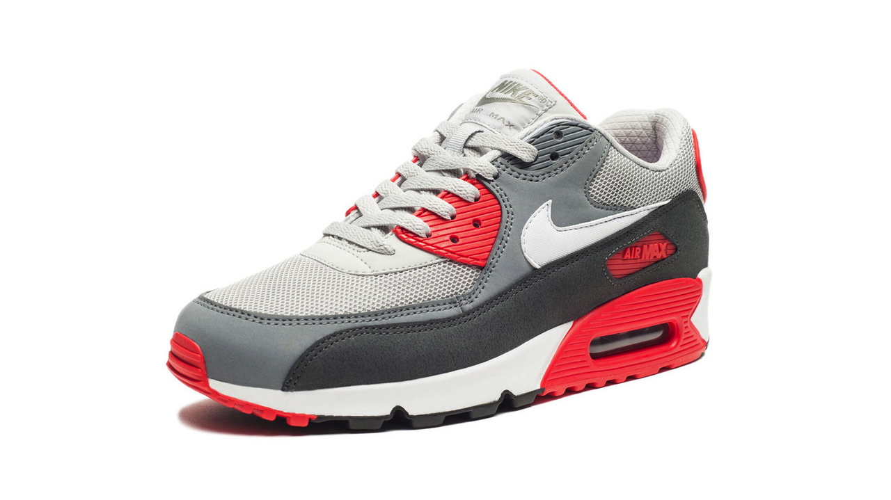 Nike Air Max 90 Essential in Dusty Grey and Red