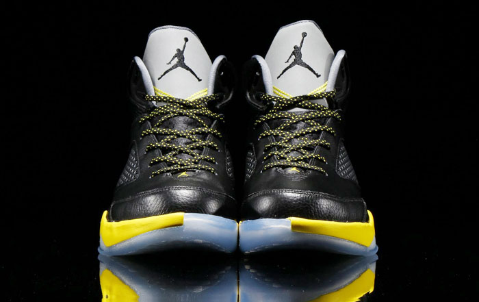 Air Jordan Flight Remix Black/Vibrant Yellow-Cool Grey Release Date 679680-070 (3)