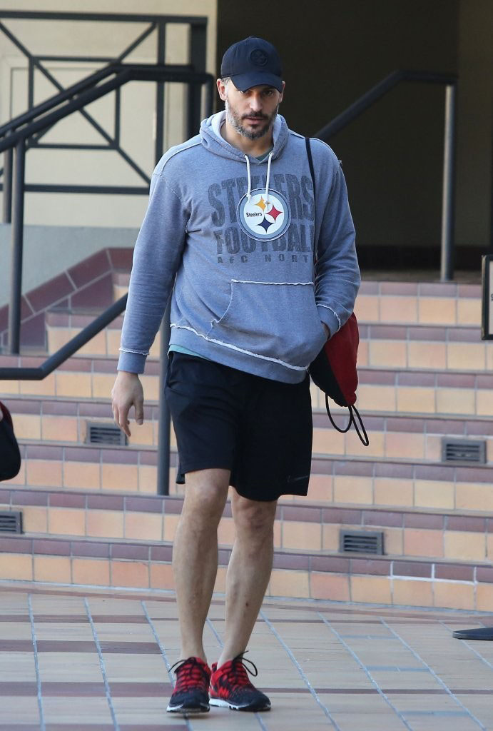 Joe Manganiello wearing Nike Free Trainer 5.0