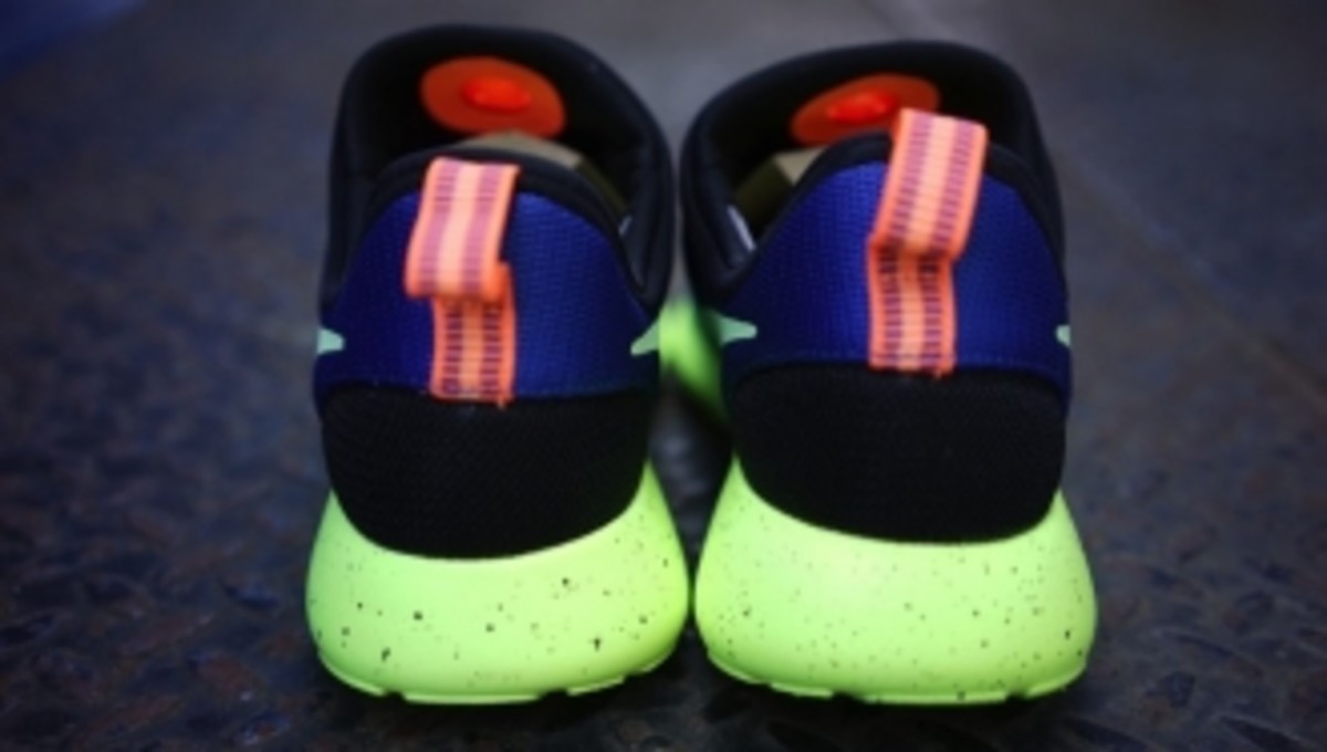 roshe run no laces