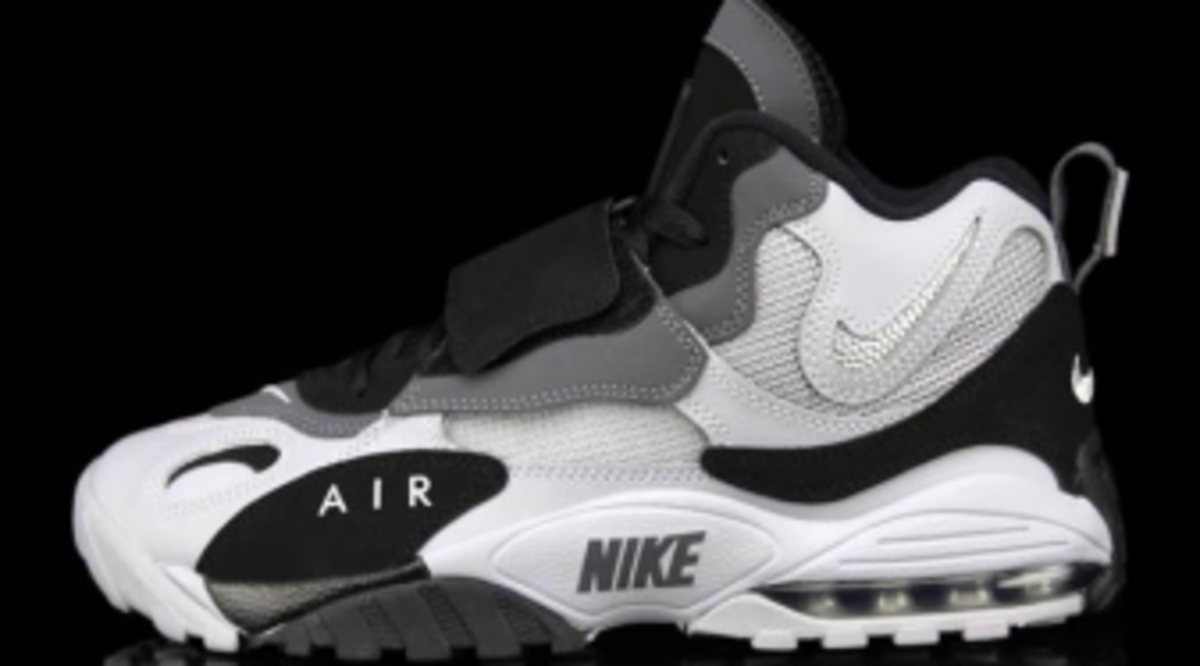 nike speed turf raiders