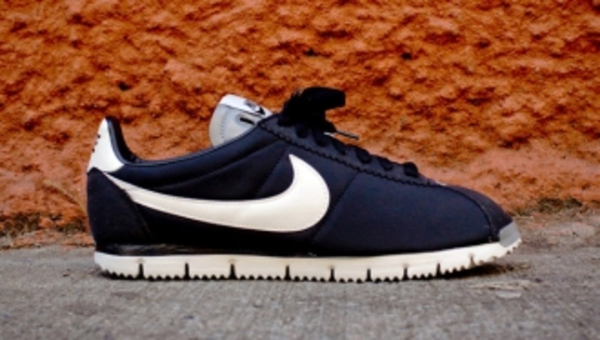 nike cortez reflective