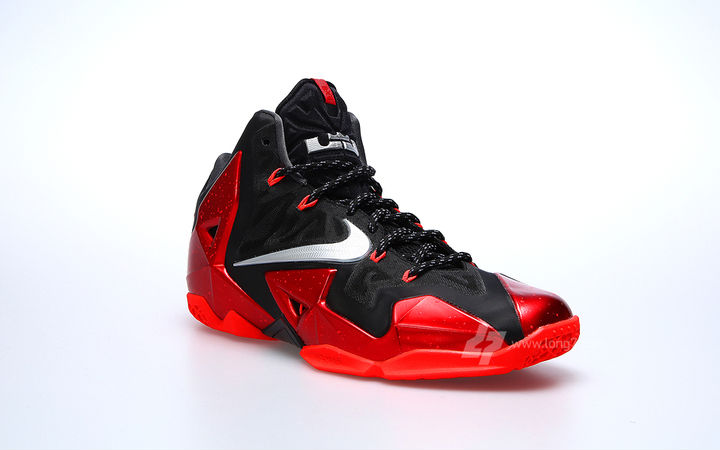 Nike LeBron XI Black Red Miami Heat Release Date 616175-001 (3)
