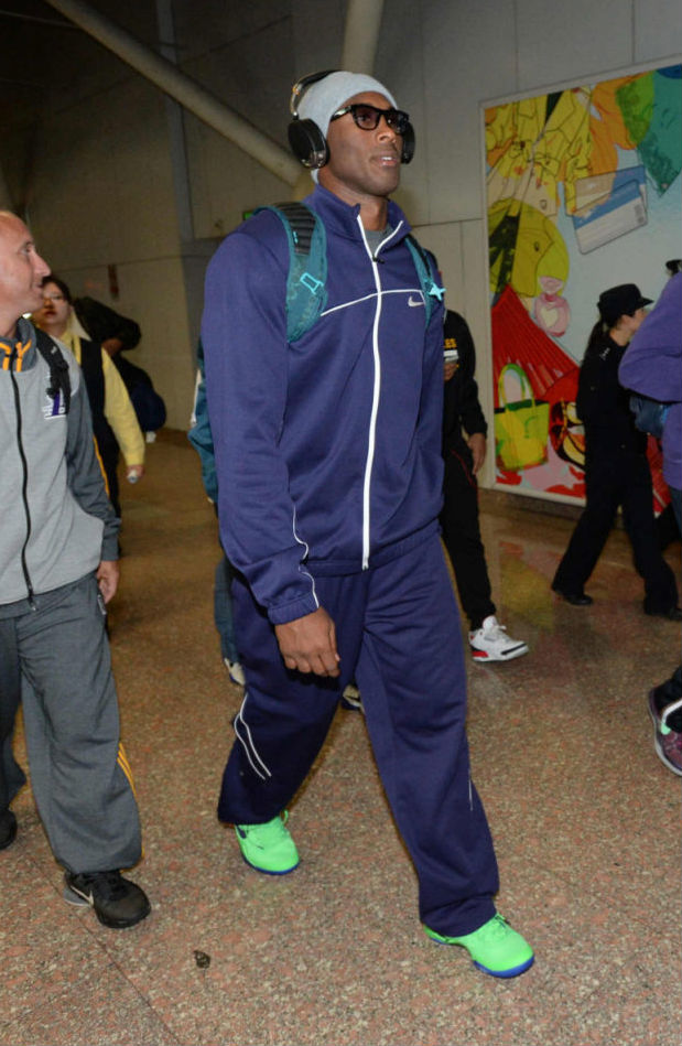 Kobe Bryant wearing Nike Kobe 8 Elite Superhero