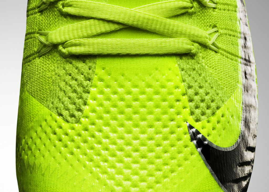 Nike Vapor Ultimate Flyknit Cleat Volt (3)