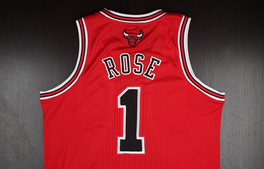 Jersey Spotlight // Derrick Rose Chicago Bulls adidas REV30 (2)